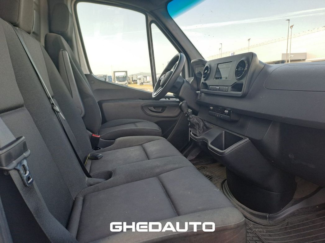 Mercedes-Benz | MERCEDES -BENZ SPRINTER