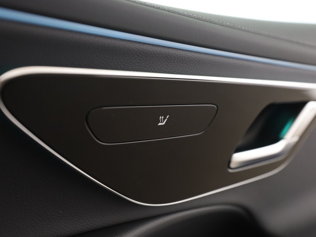 Mercedes-Benz E-Klasse – Bild 19