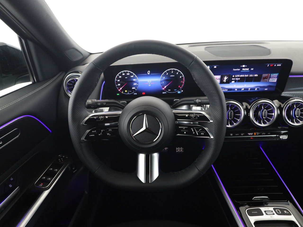 Mercedes-Benz GLB – Bild 11