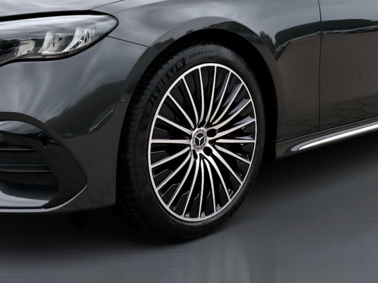 Mercedes-Benz E-Klasse – Bild 4