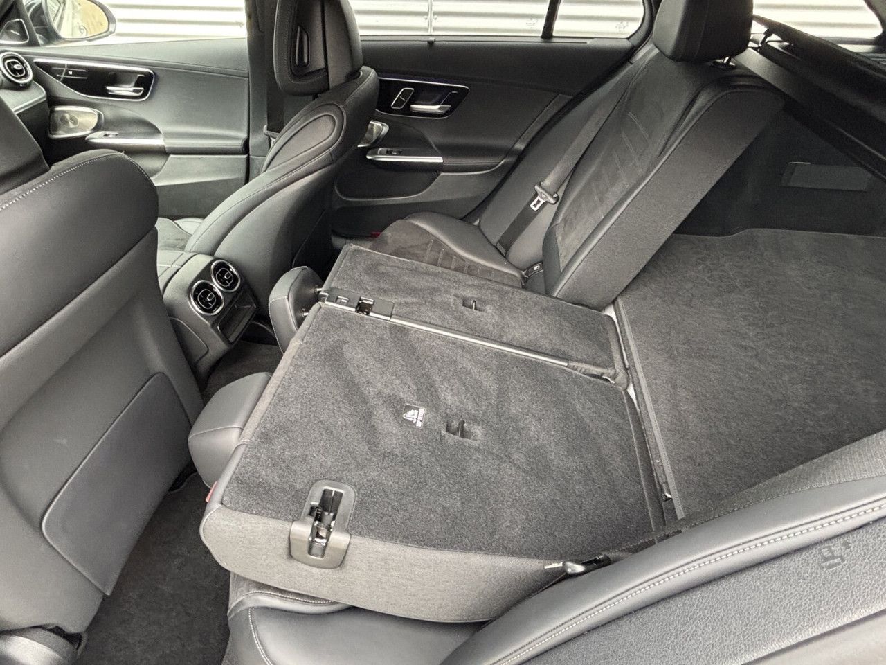 Mercedes-Benz C-Klasse – Bild 17