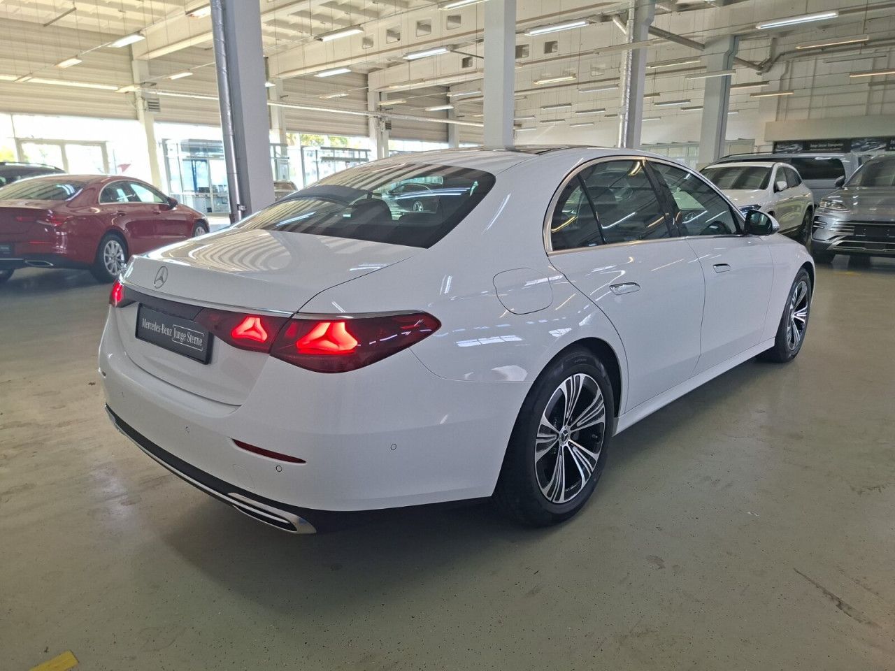 Mercedes-Benz E-Klasse – Bild 4