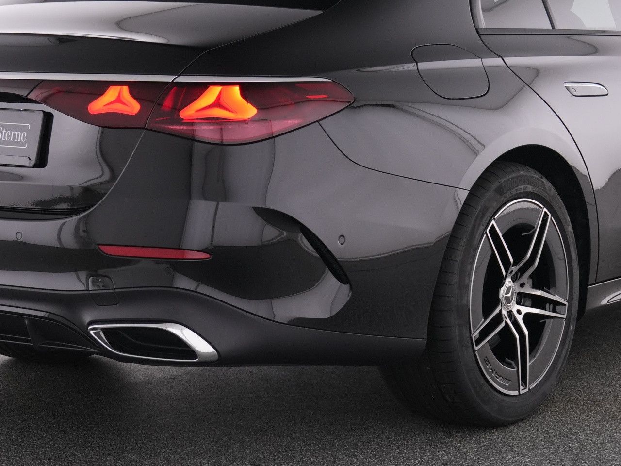 Mercedes-Benz E-Klasse – Bild 9