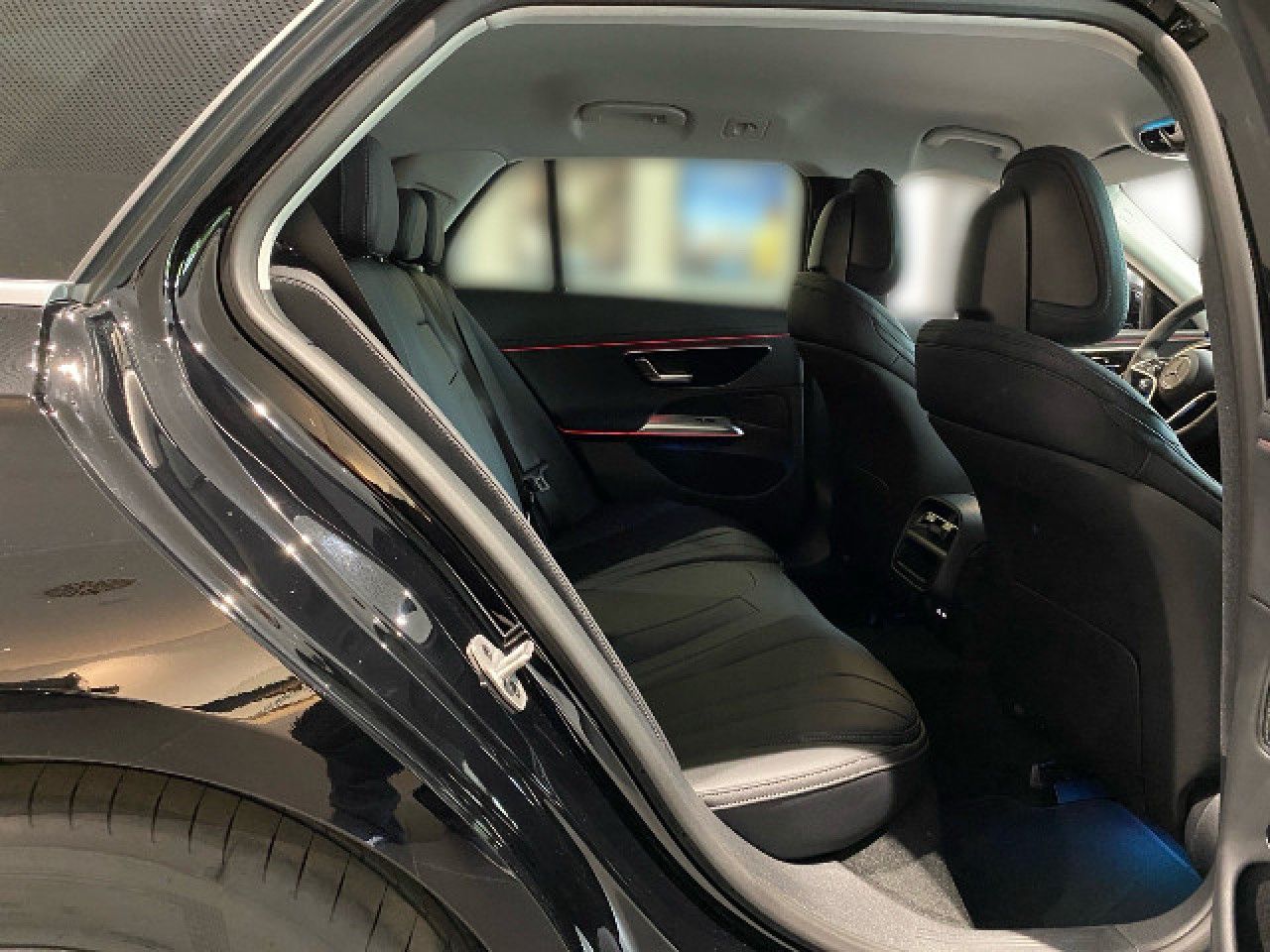Mercedes-Benz E-Klasse – Bild 10