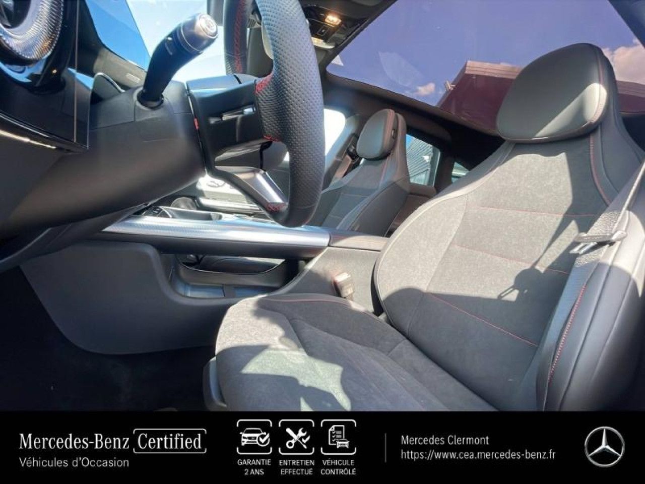 Photo du v&eacute;hicule 17 / 18