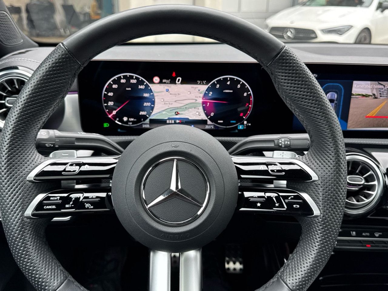 Mercedes-Benz CLA – Bild 3