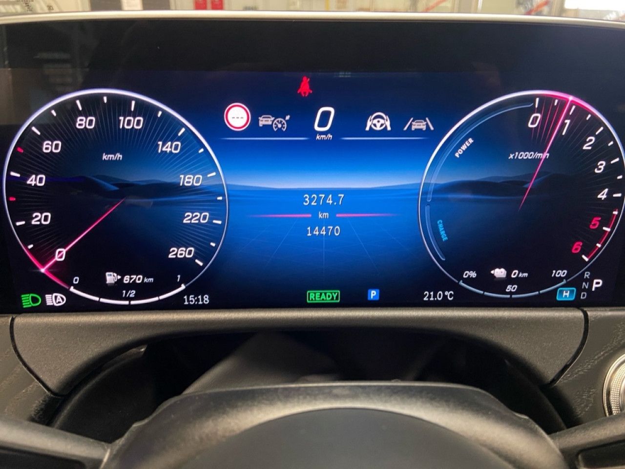 Mercedes-Benz E-Klasse – Bild 13