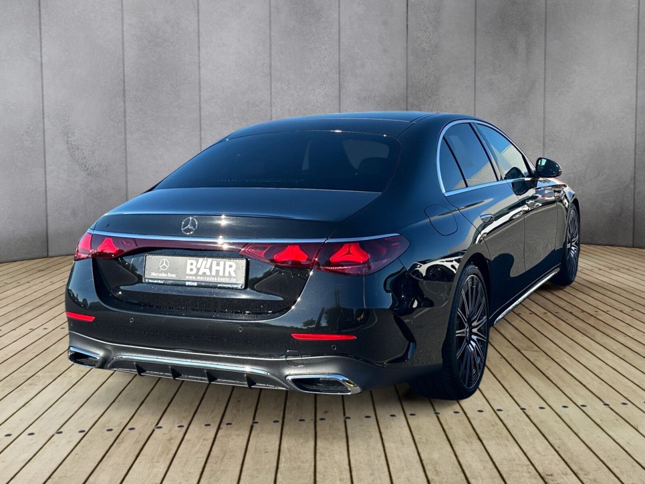 Mercedes-Benz E-Klasse – Bild 11