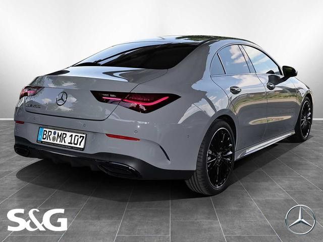 Mercedes-Benz CLA 200