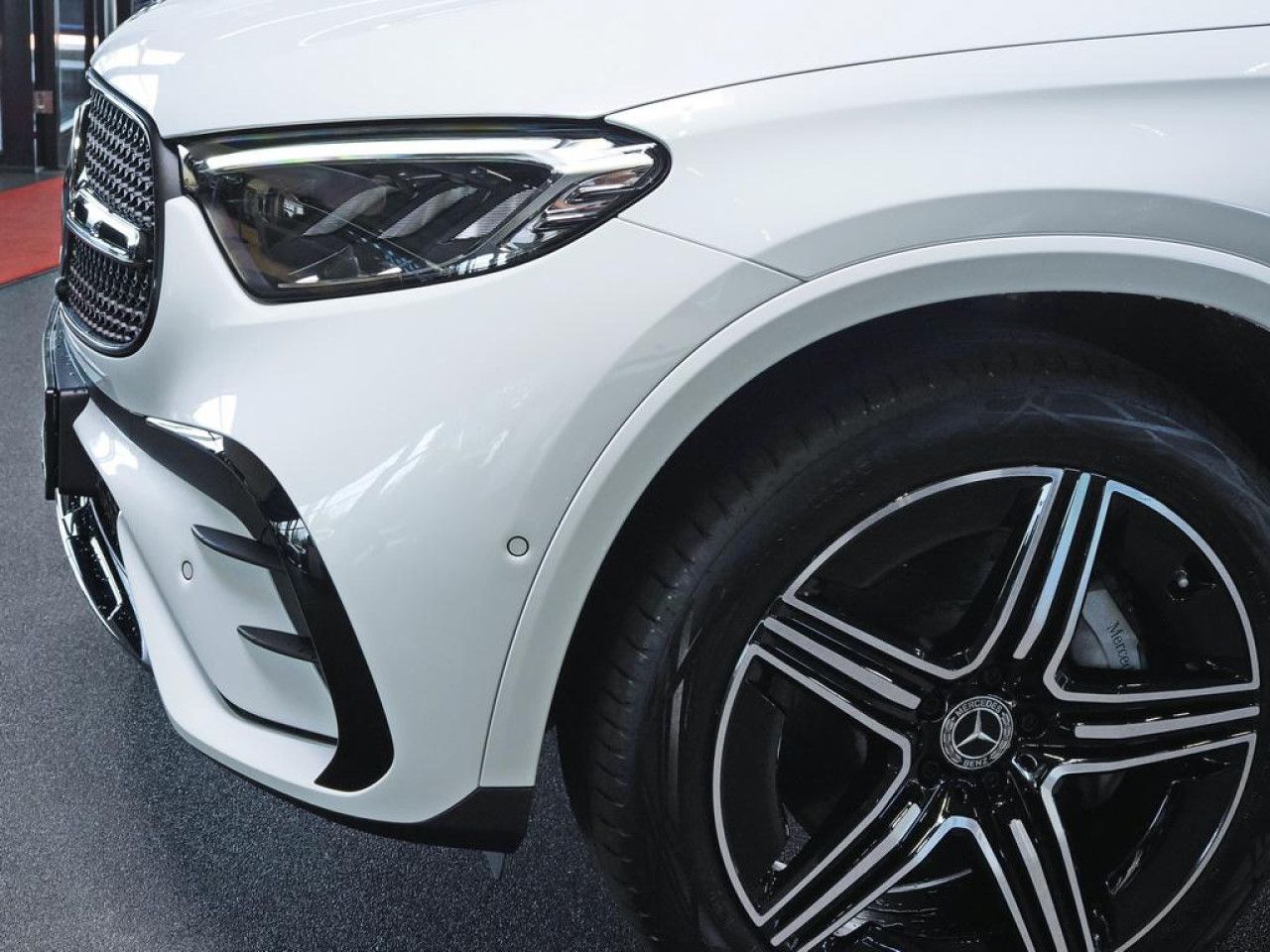 Mercedes-Benz GLC – Bild 3