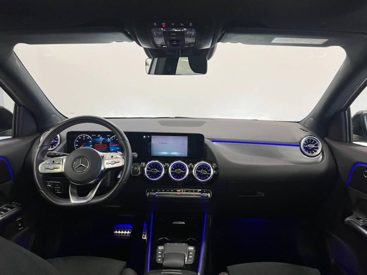 Photo du v&eacute;hicule 17 / 18