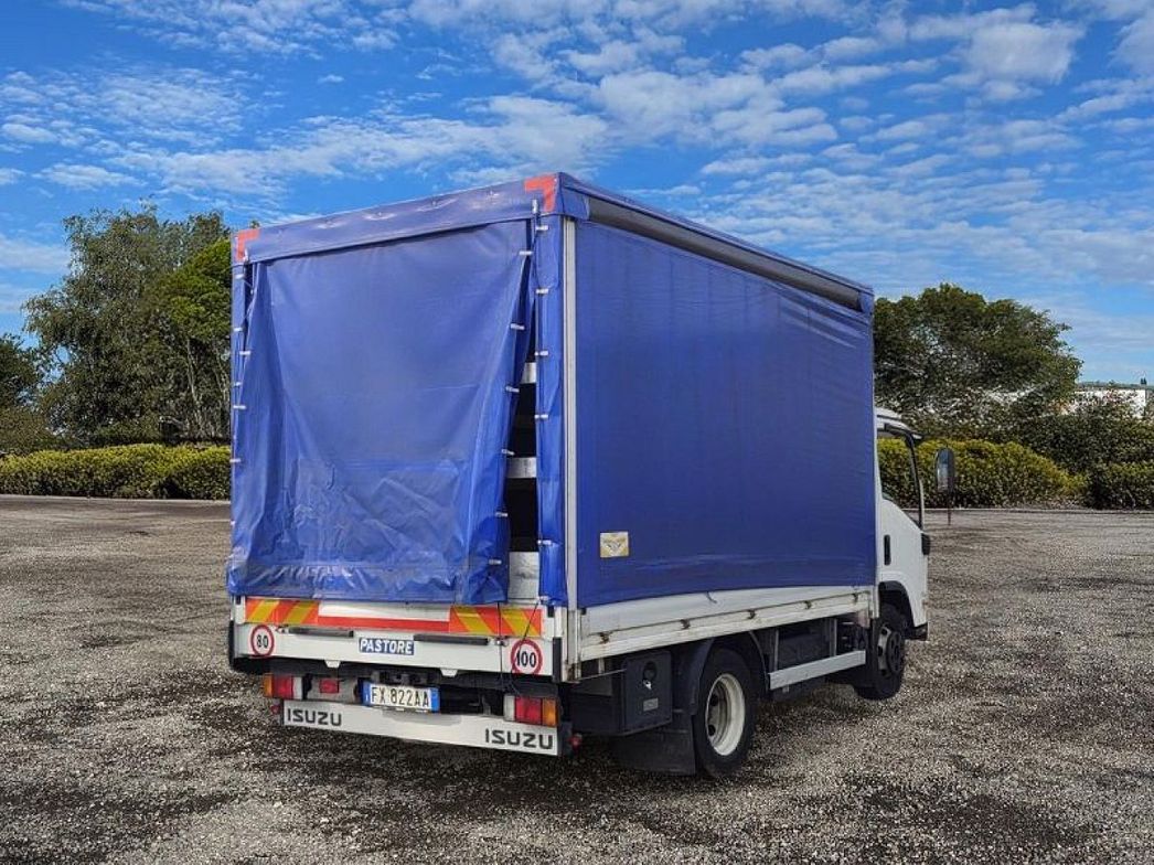 Isuzu | P75