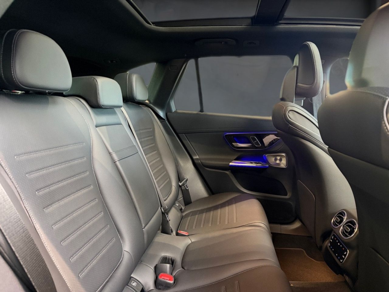 Mercedes-Benz GLC – Bild 11