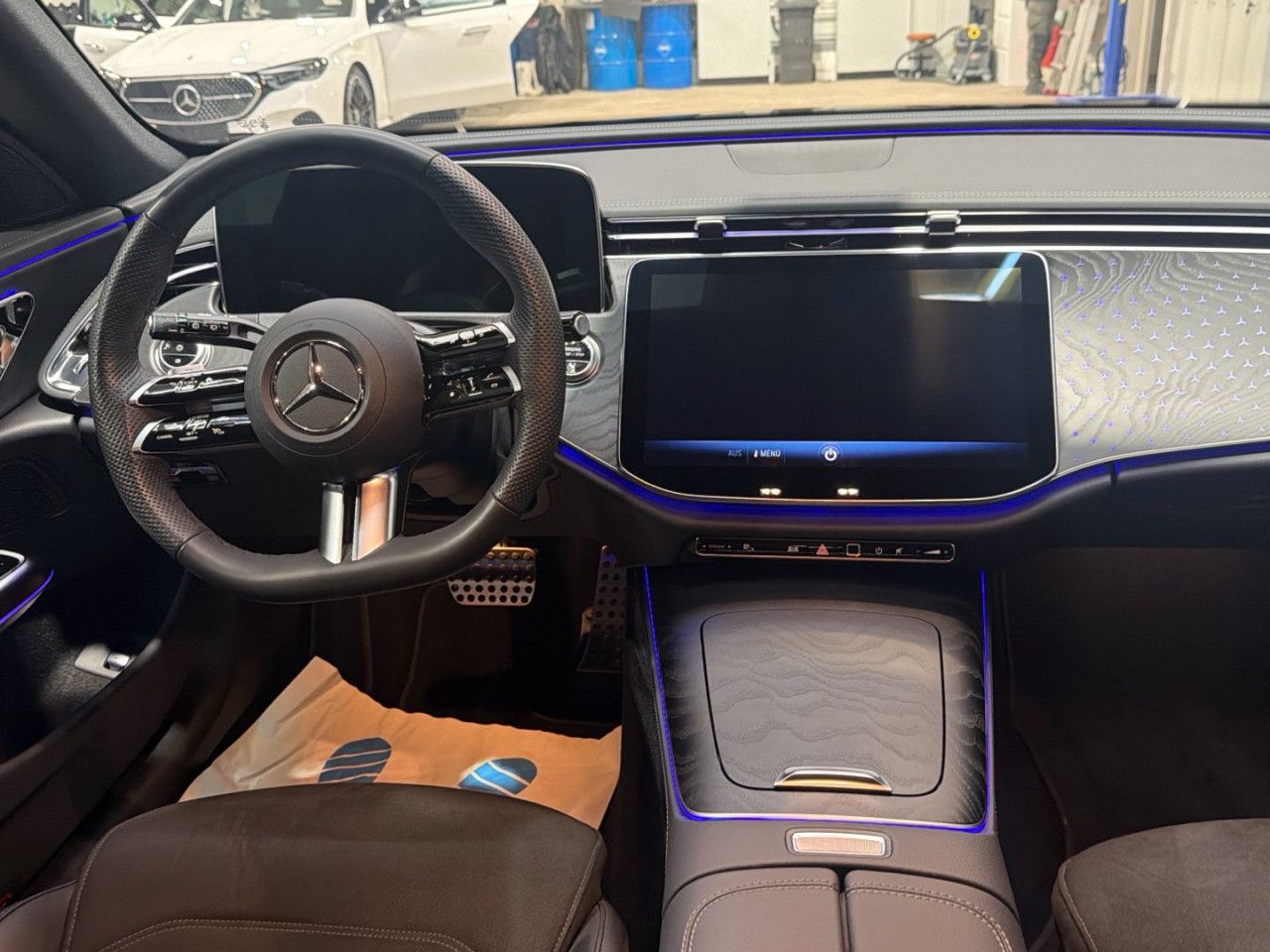 Mercedes-Benz E-Klasse – Bild 14