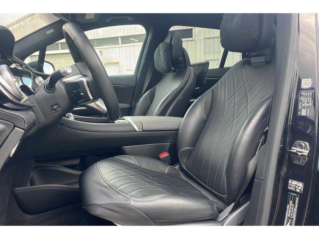 Photo du v&eacute;hicule 10 / 18