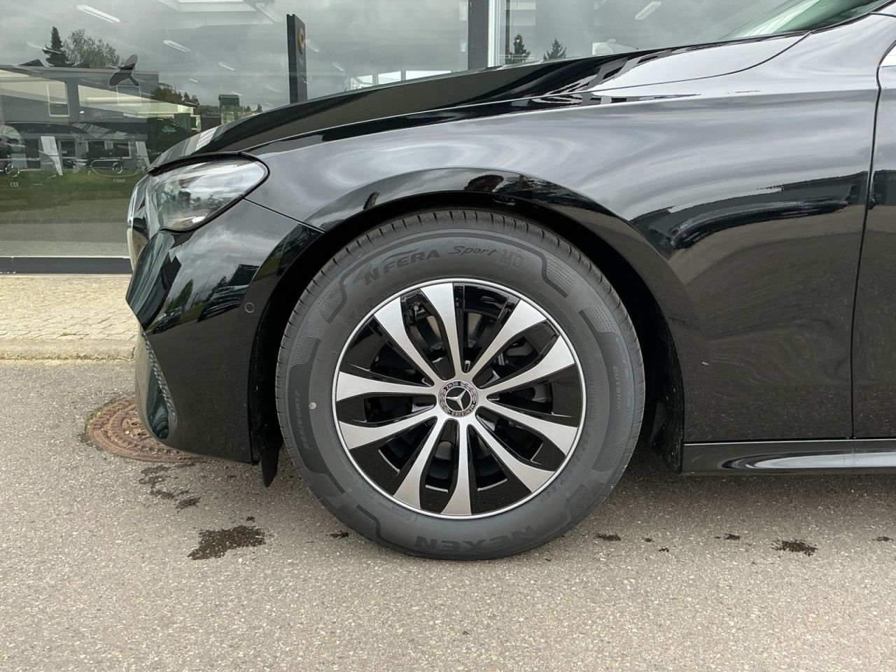 Mercedes-Benz E-Klasse – Bild 3