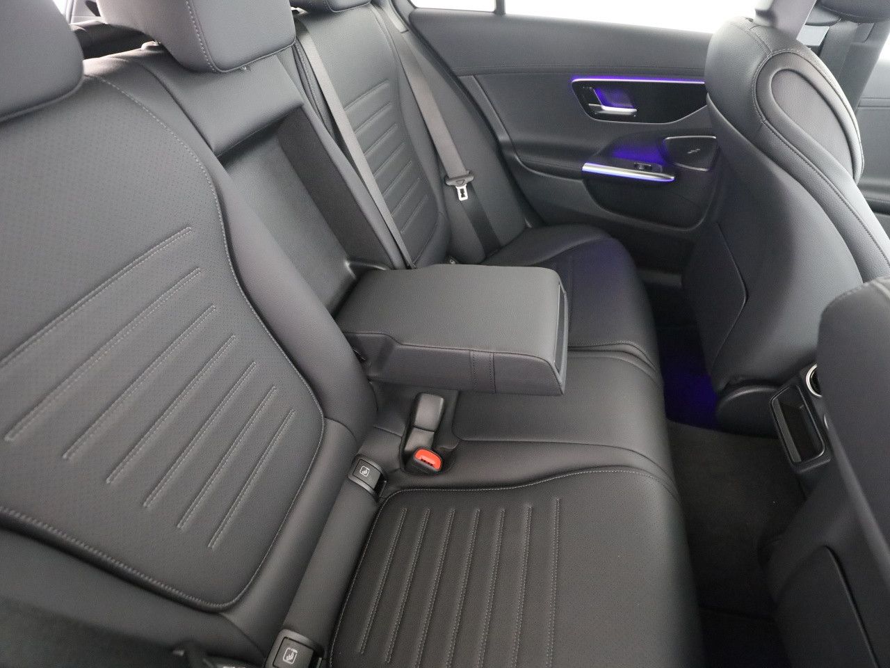 Mercedes-Benz C-Klasse – Bild 21