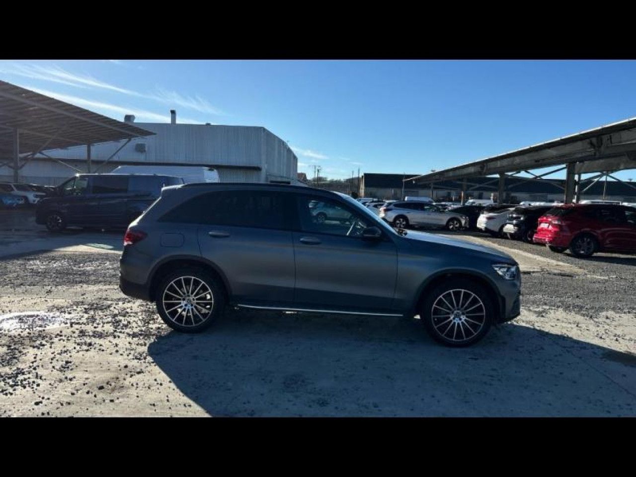 Photo du v&eacute;hicule 4 / 18