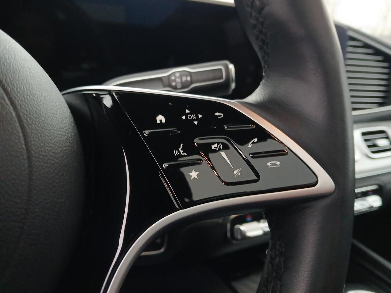 Zdjęcie pojazdu 10 / 25