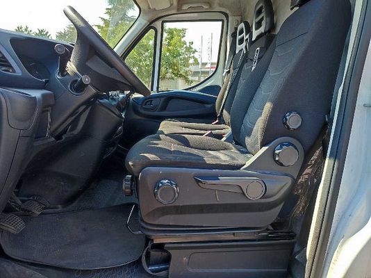 Immagine del veicolo 10 / 10