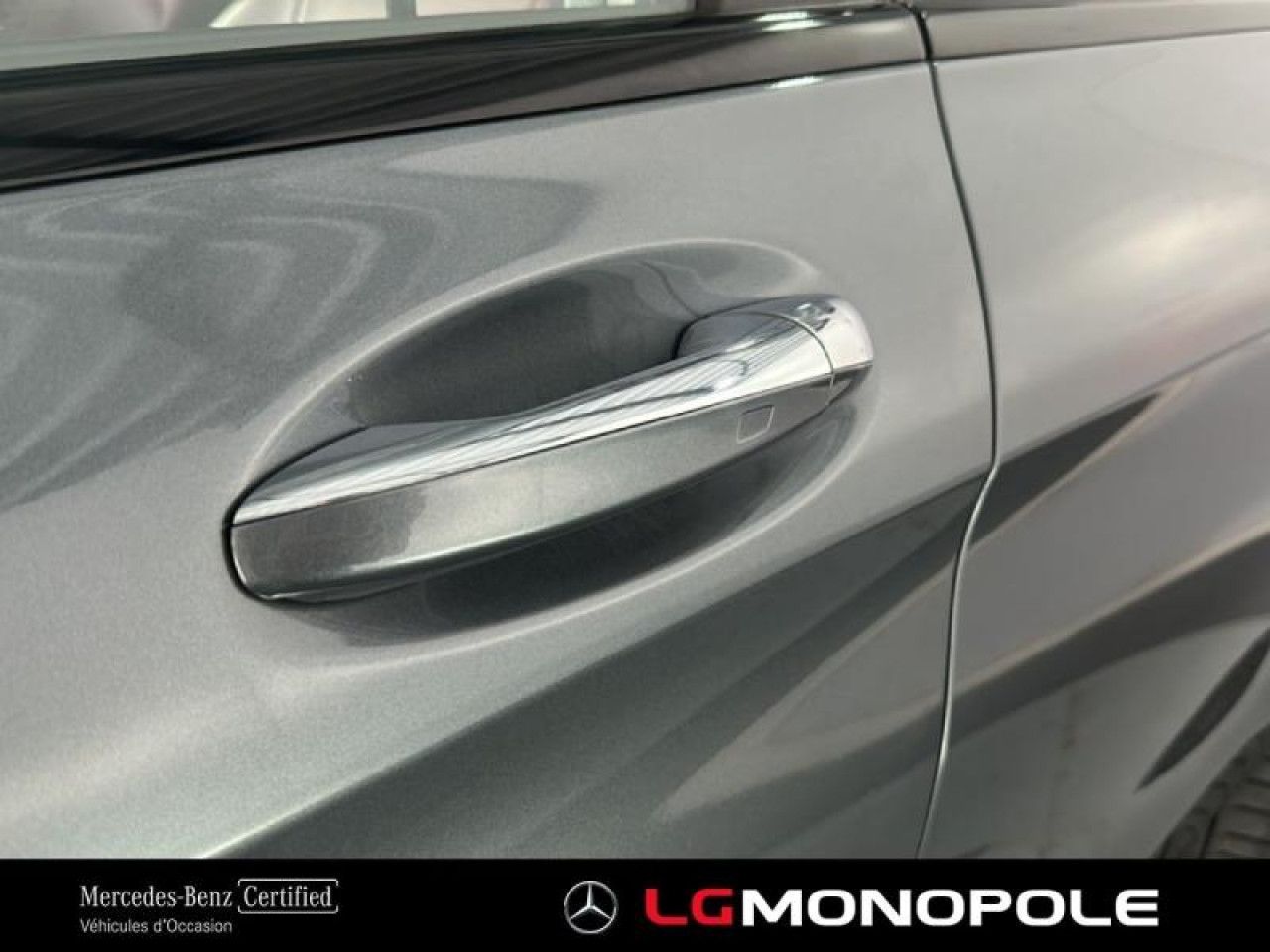 Photo du v&eacute;hicule 18 / 18