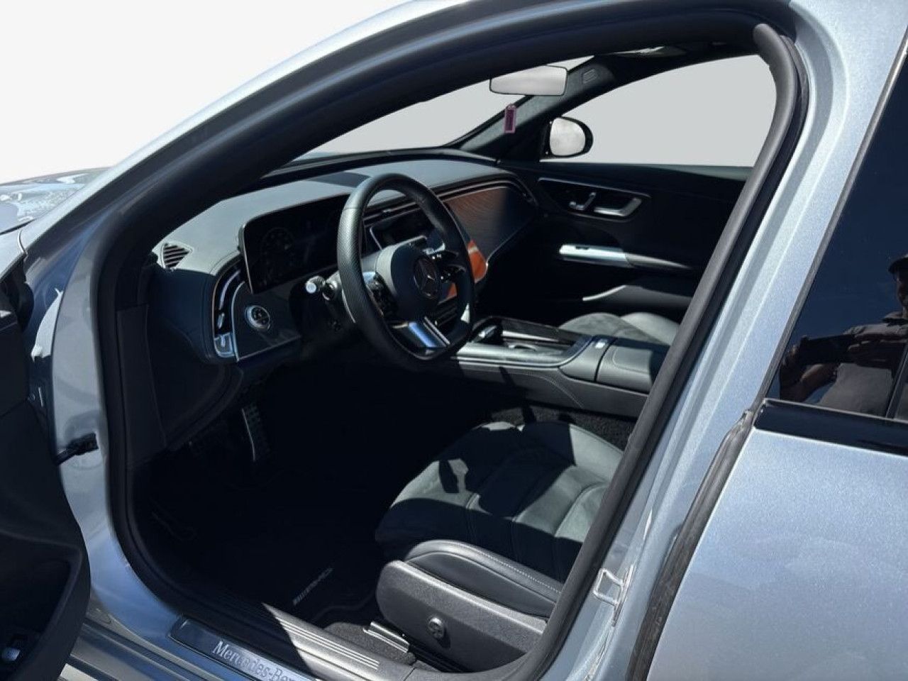 Mercedes-Benz E-Klasse – Bild 10