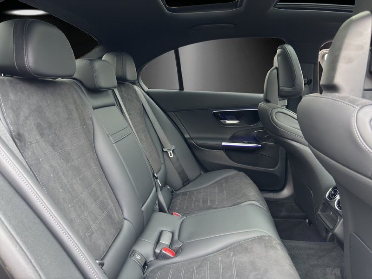 Mercedes-Benz C-Klasse – Bild 12