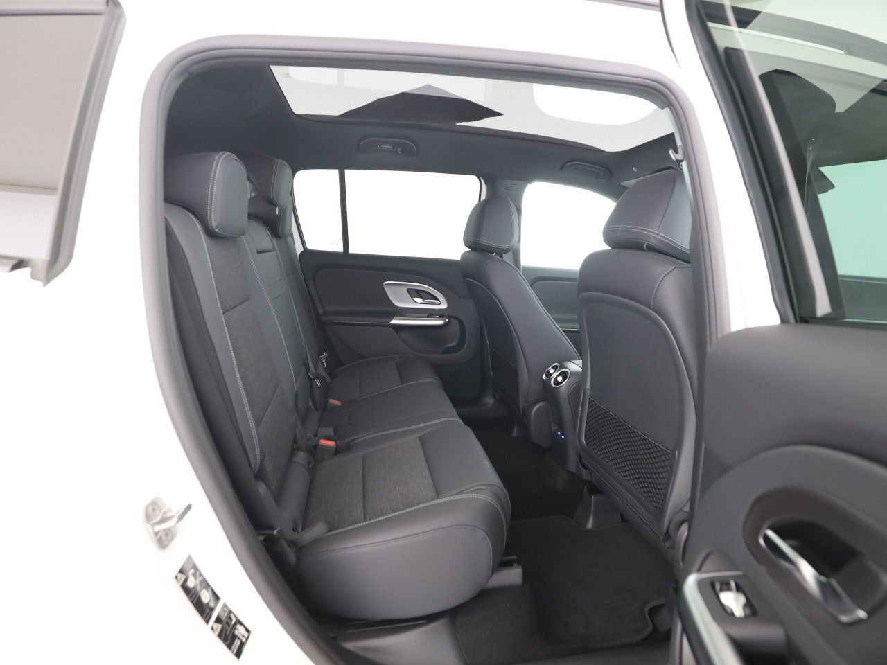 Mercedes-Benz GLB – Bild 14