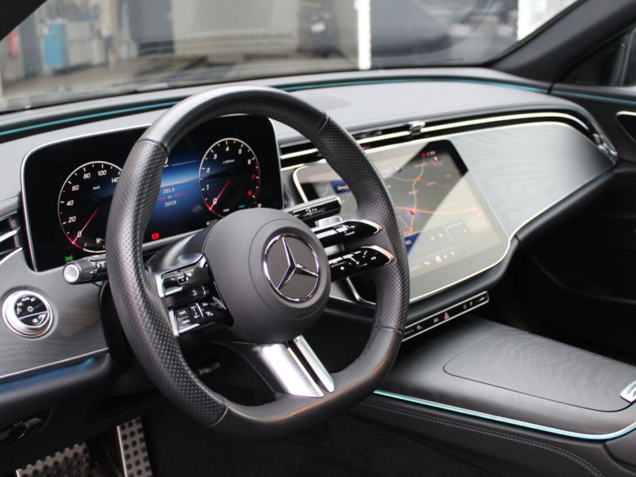 Mercedes-Benz E-Klasse – Bild 6