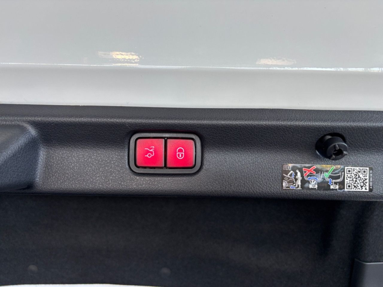 Mercedes-Benz EQE – Bild 16