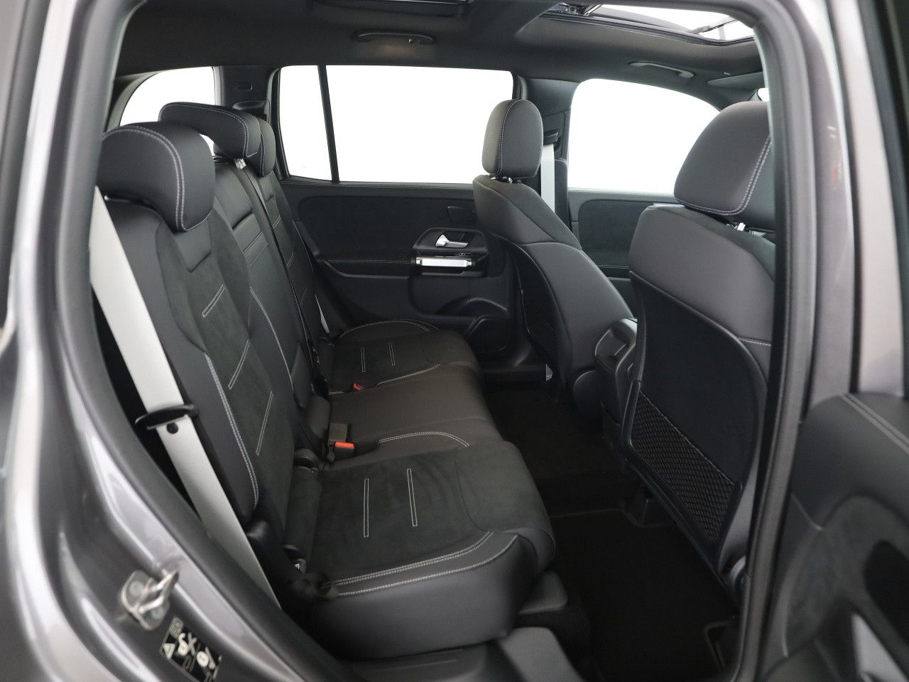 Mercedes-Benz GLB – Bild 14