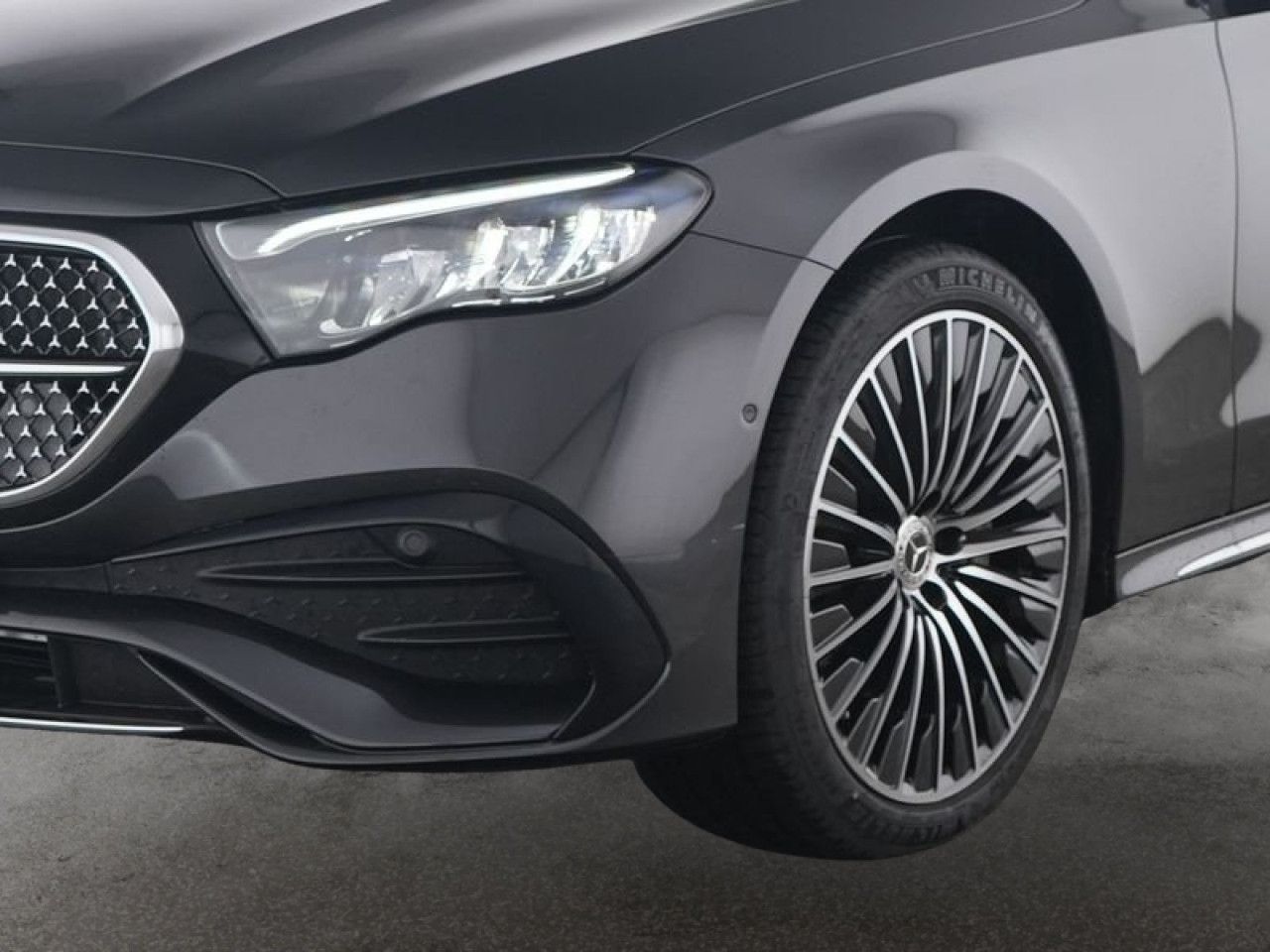 Mercedes-Benz E-Klasse – Bild 11