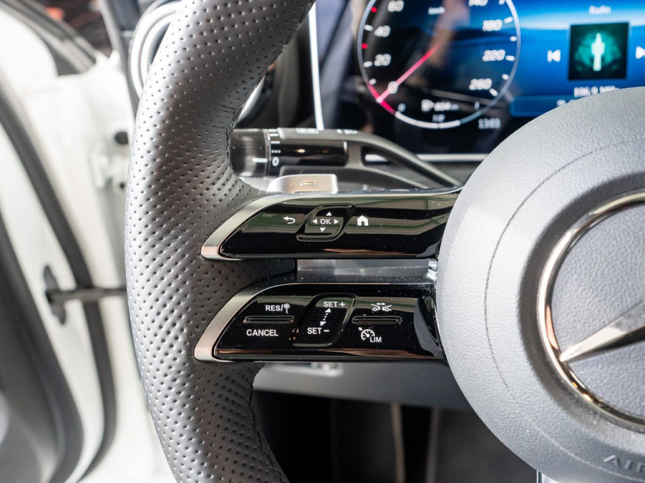 Mercedes-Benz C-Klasse – Bild 15