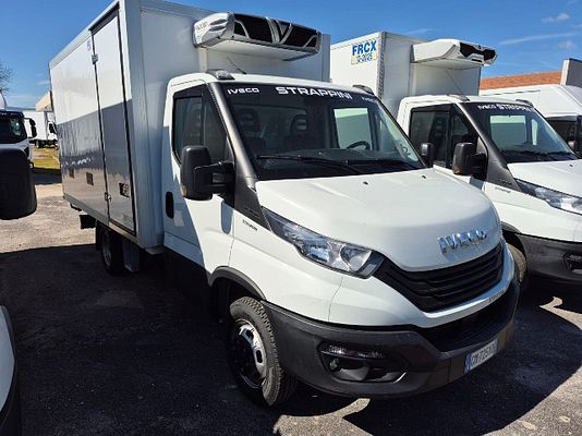 Vehicle image 1 / 11