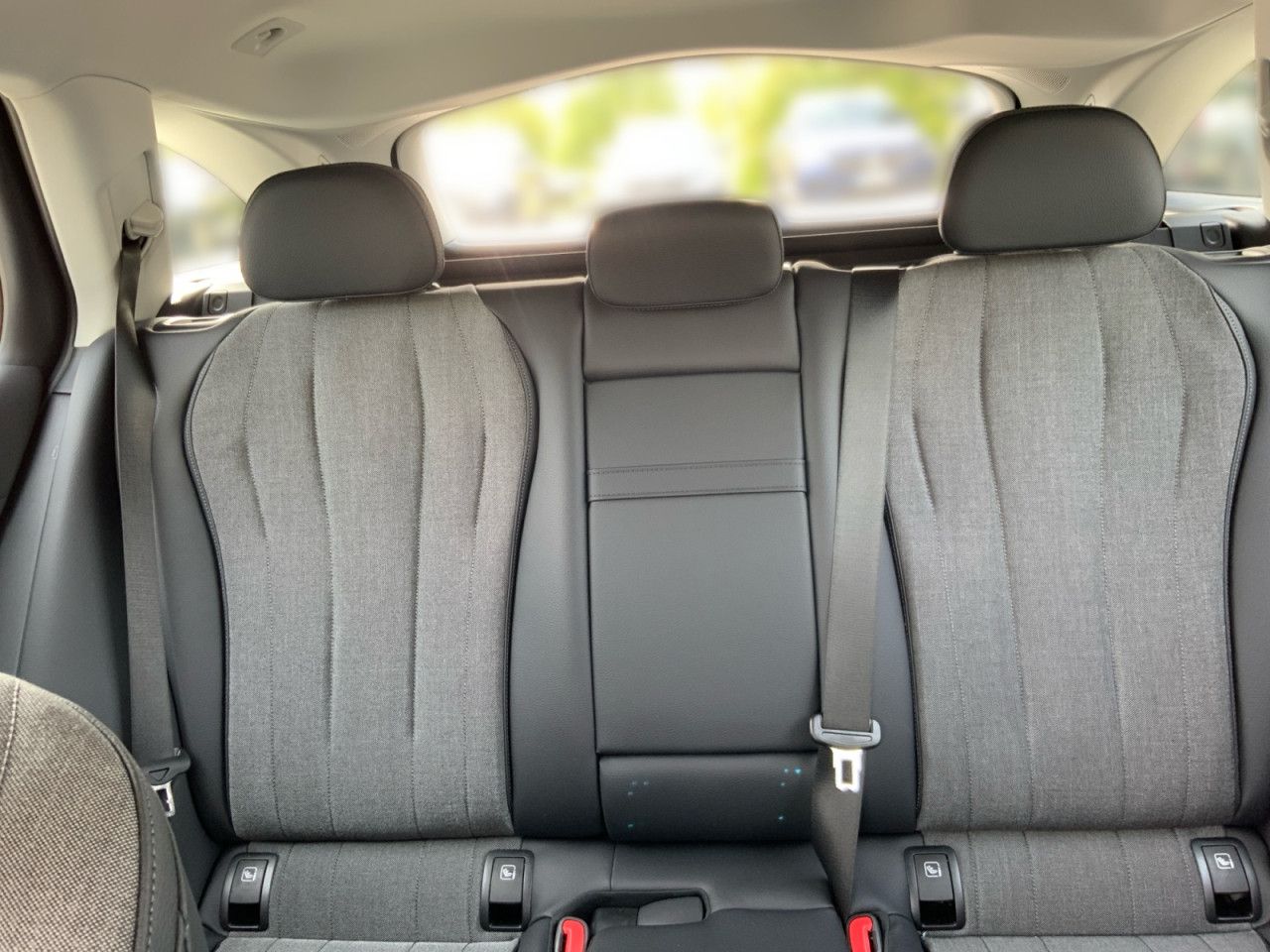 Mercedes-Benz E-Klasse – Bild 15