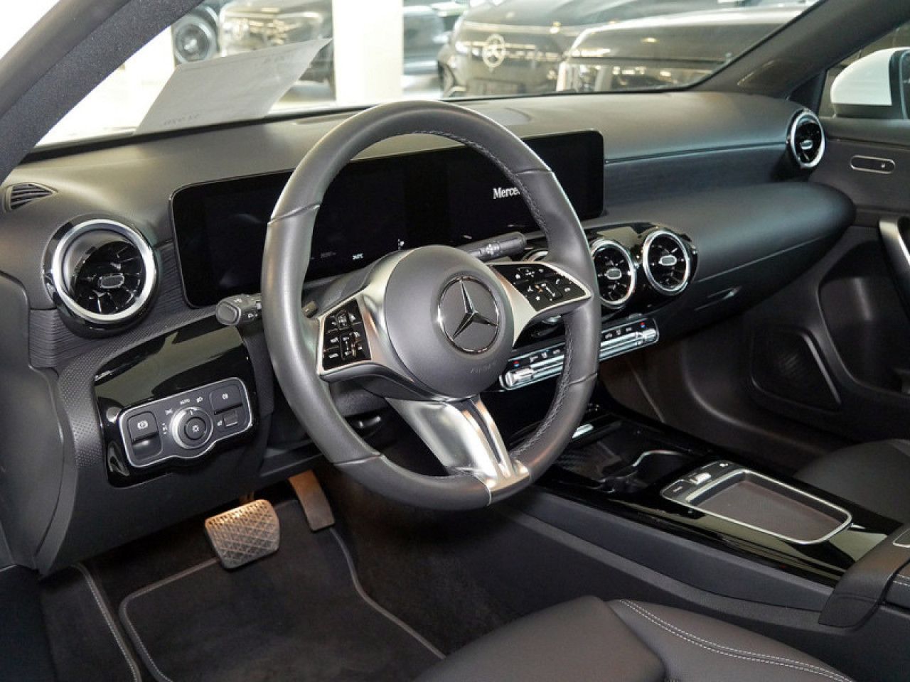 Mercedes-Benz A-Klasse – Bild 11