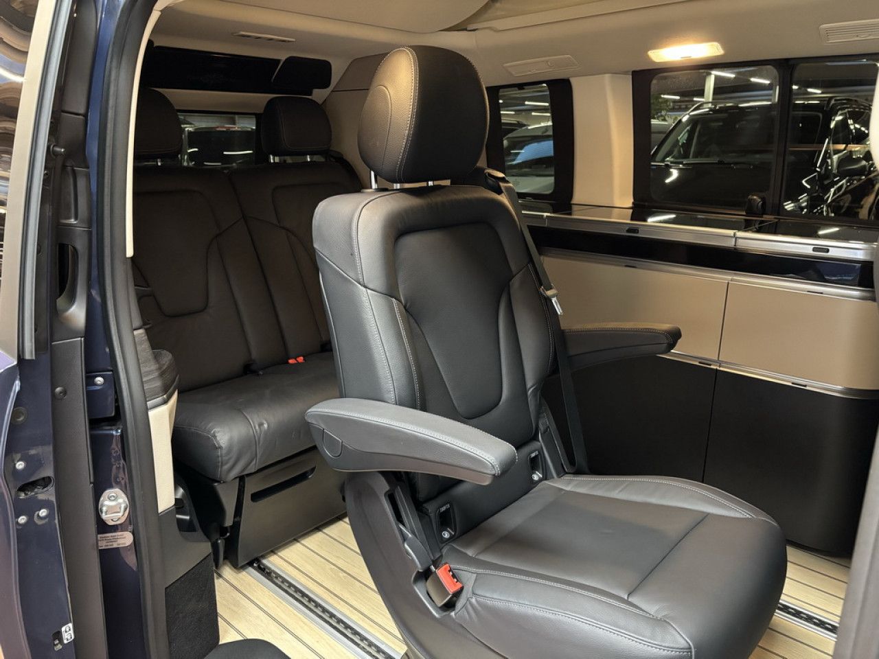 Fahrzeugbild 21 / 28