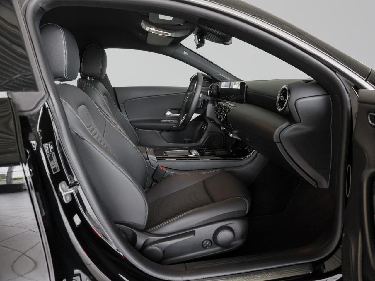 Mercedes-Benz CLA – Bild 2