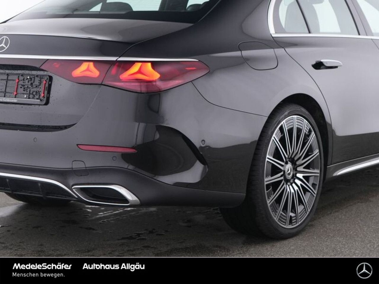 Mercedes-Benz E-Klasse – Bild 9