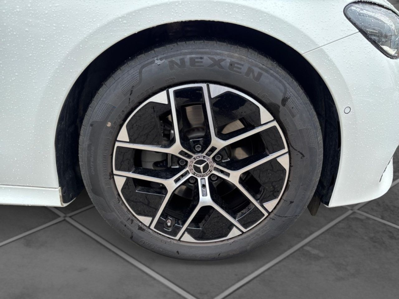 Mercedes-Benz E-Klasse – Bild 5