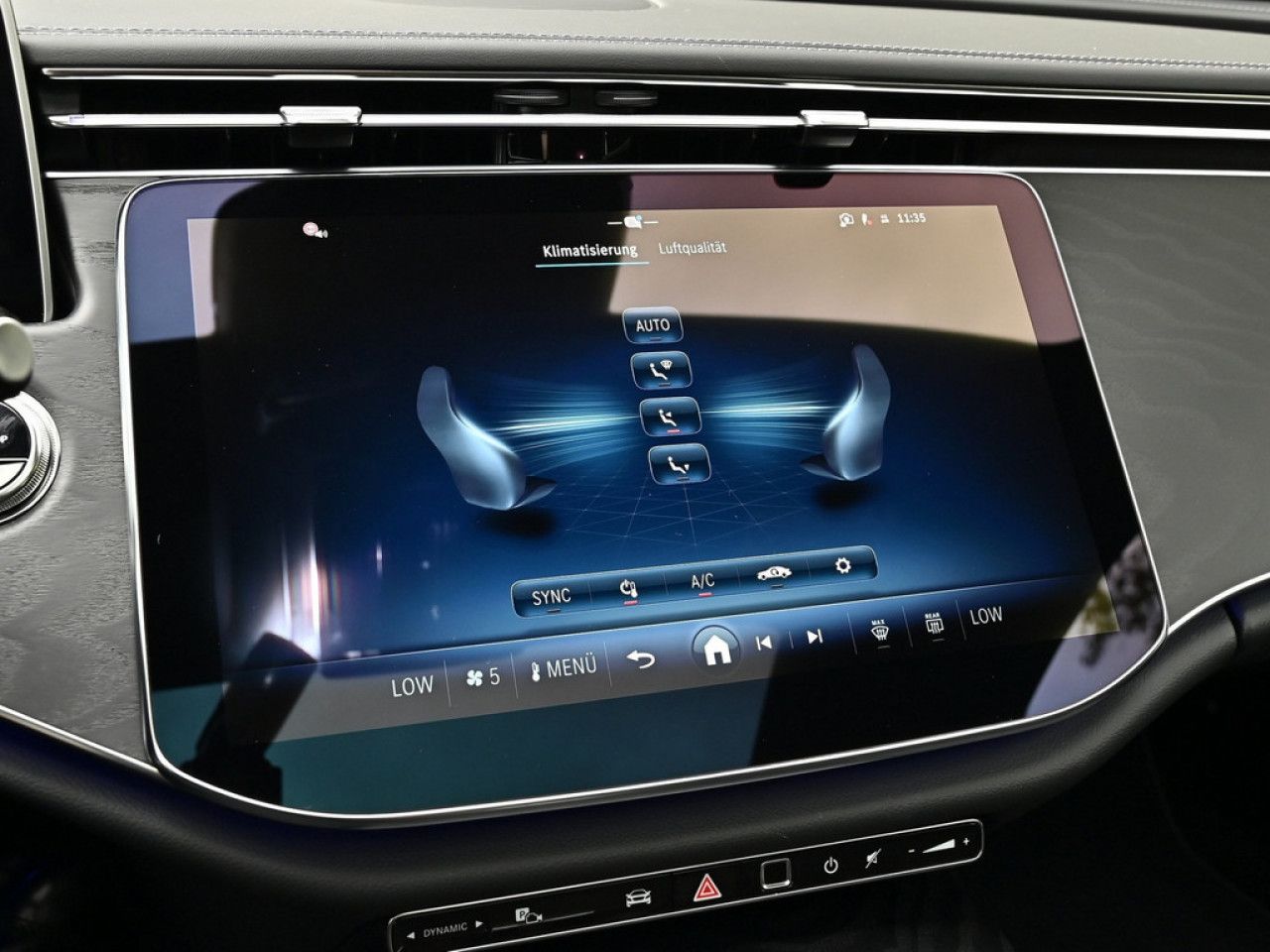 Mercedes-Benz E-Klasse – Bild 12