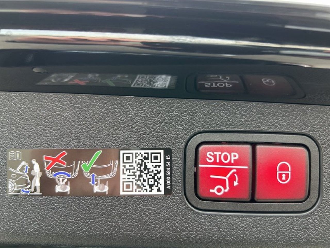 Mercedes-Benz E-Klasse – Bild 16