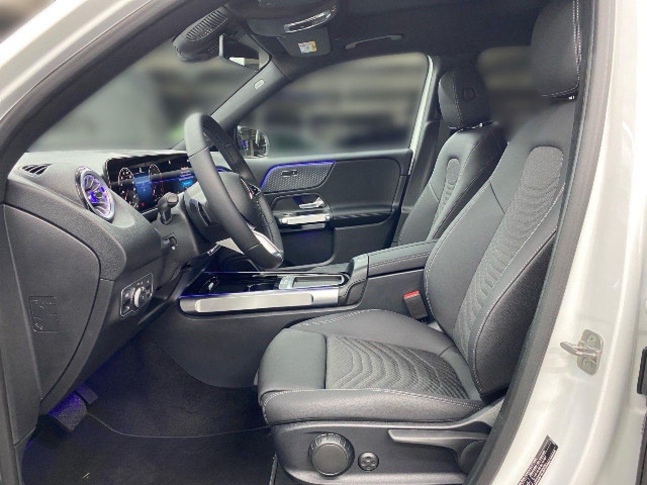 Mercedes-Benz GLB – Bild 7