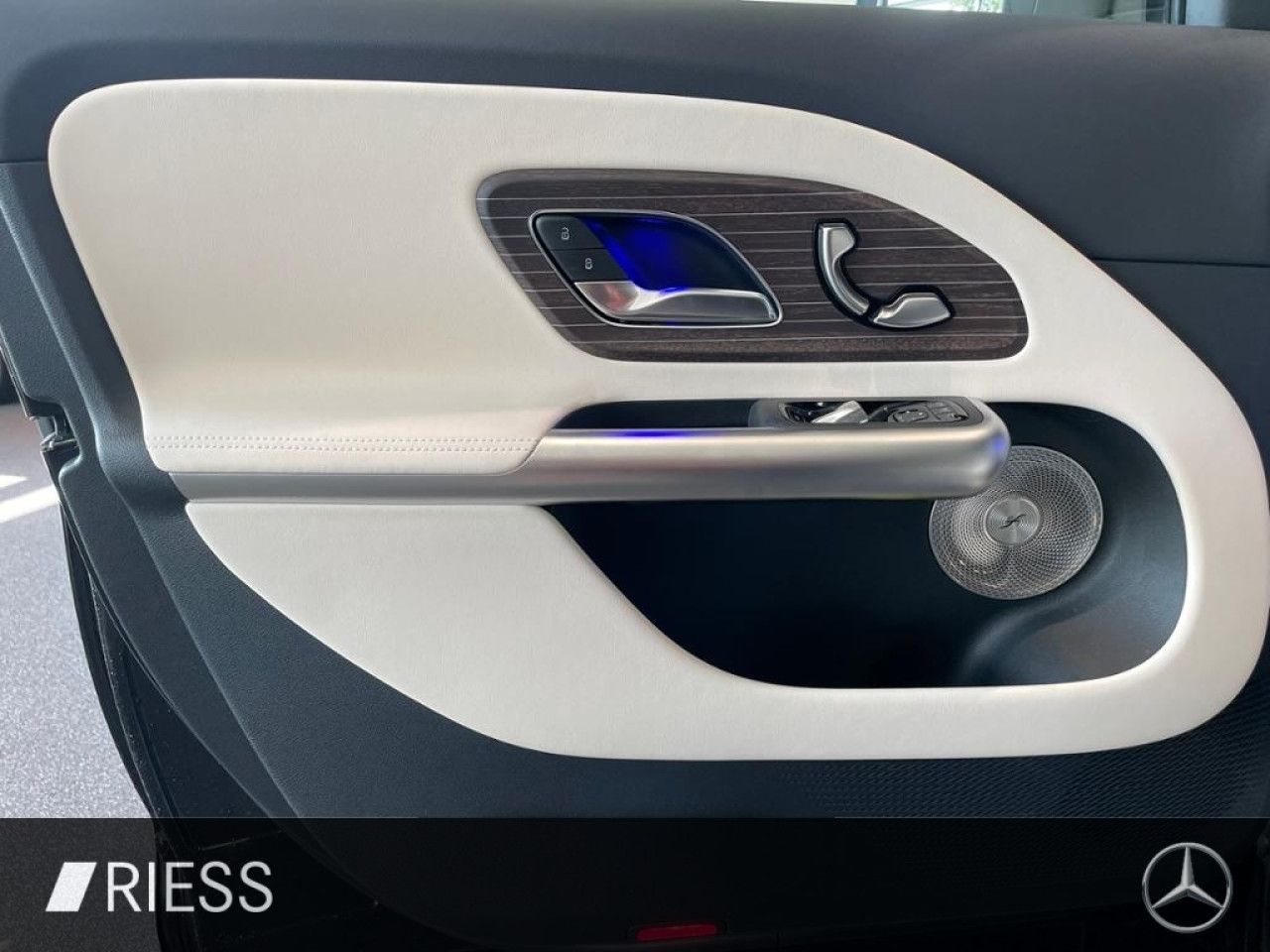 Mercedes-Benz GLB – Bild 3