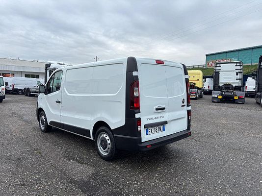 Vehicle image 5 / 14