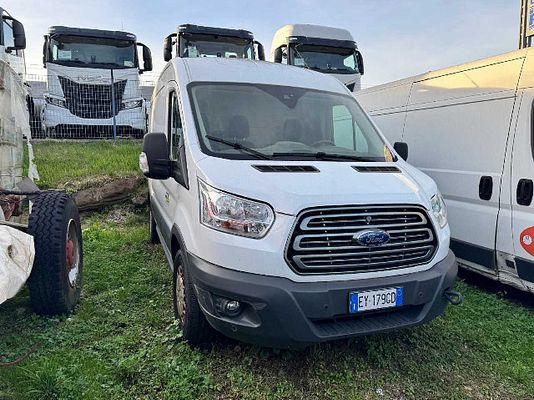 Vehicle image 1 / 3