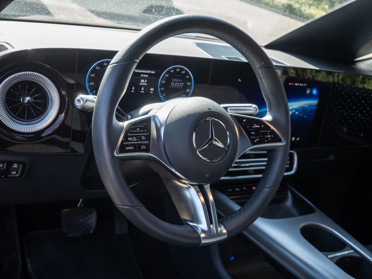 Mercedes-Benz CLA – Bild 9