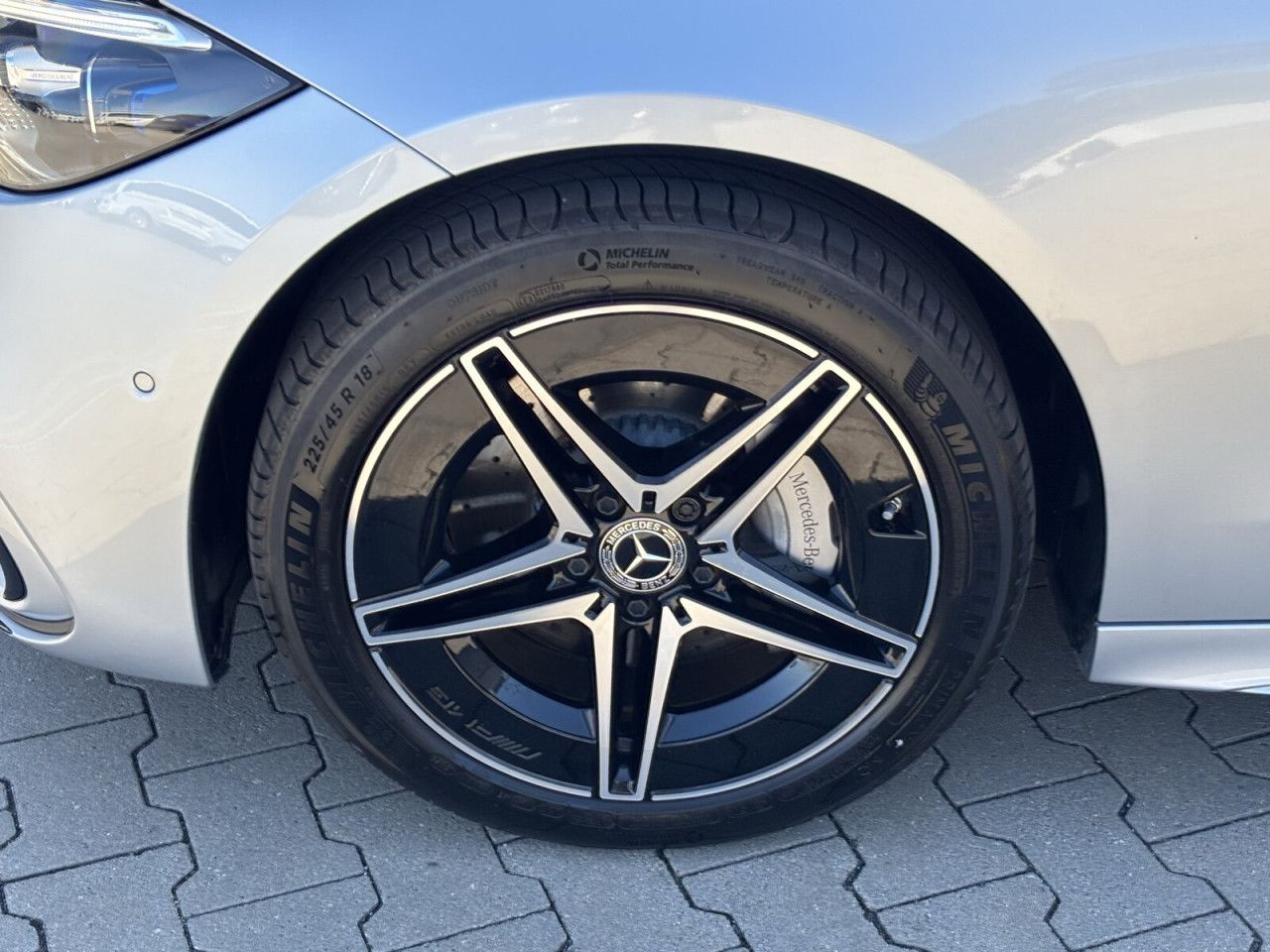 Mercedes-Benz C-Klasse – Bild 10
