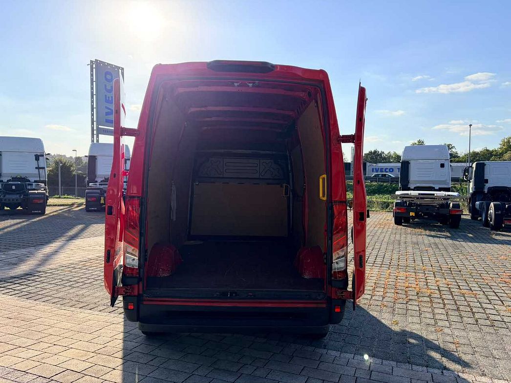 IVECO | 35S12V - FURGONE DI SERIE