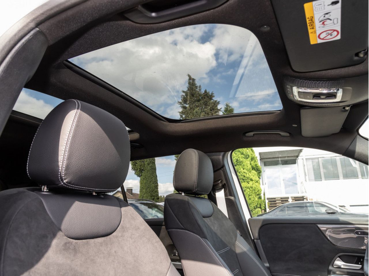 Mercedes-Benz GLB – Bild 10